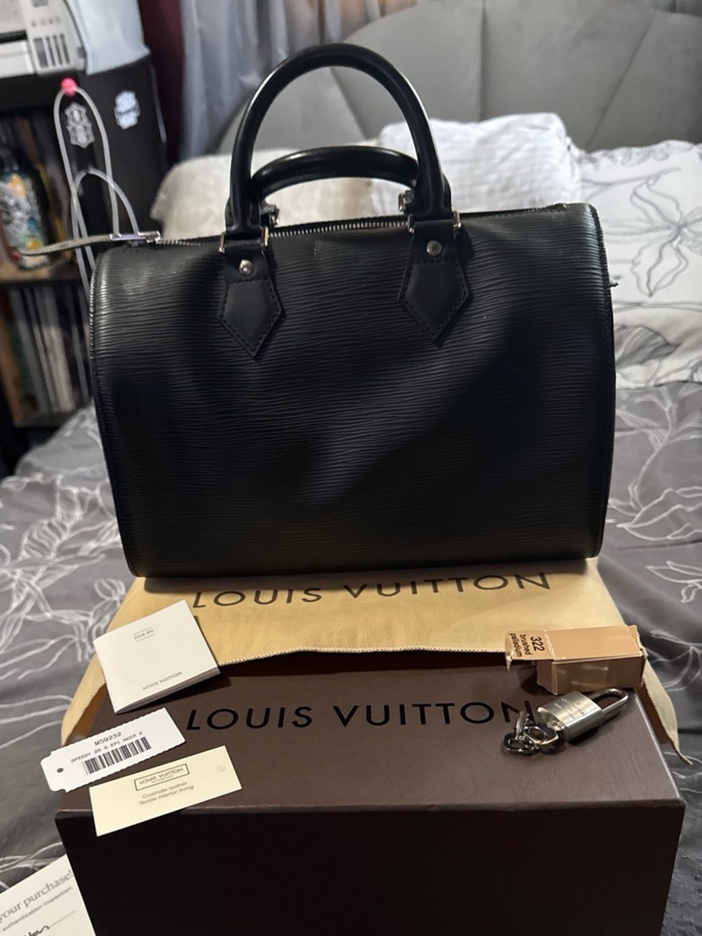 Louis Vuitton Black Epi Leather Speedy 25